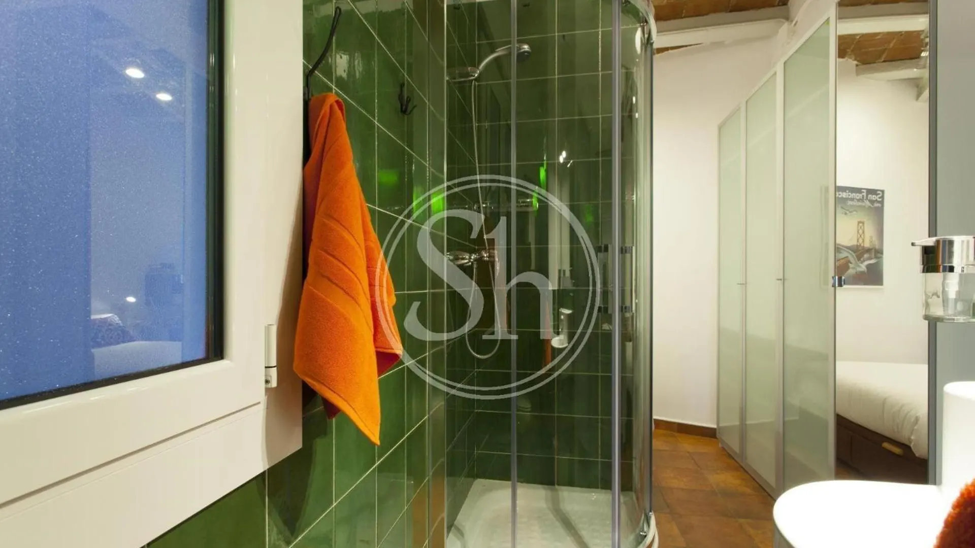 Apartamento Para 2 Centrico Barcelona 0*,  Spain